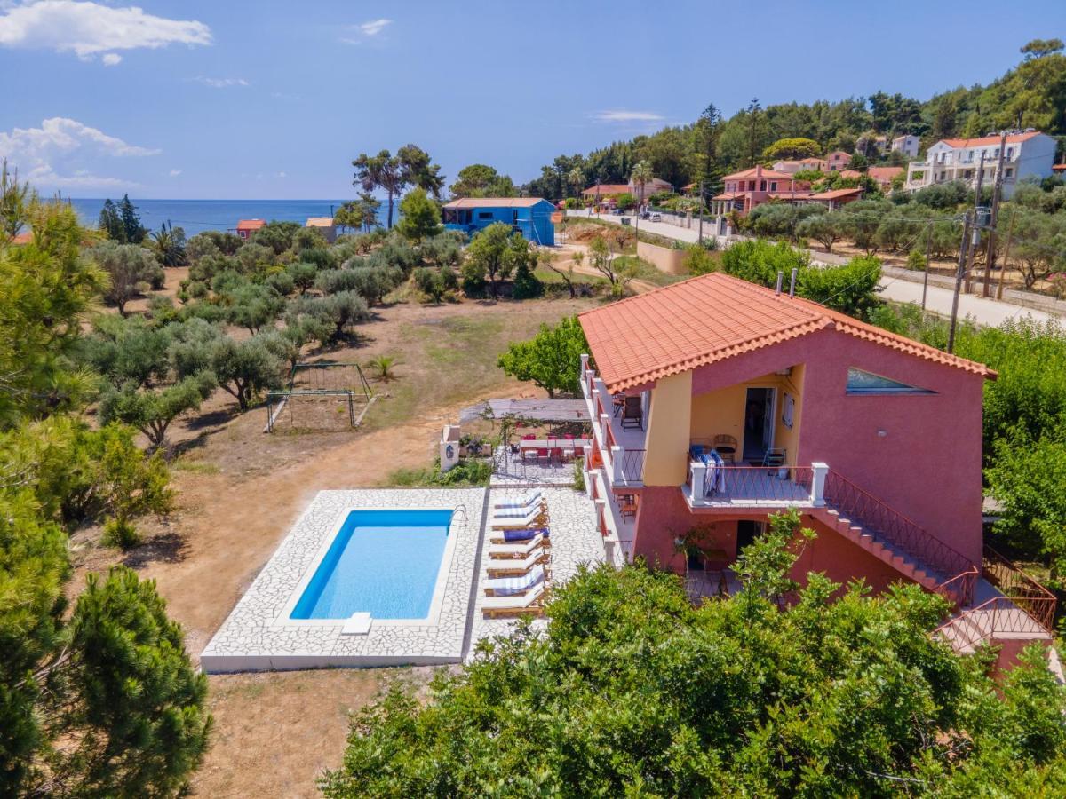 ליקסורי Villa Ostria מראה חיצוני תמונה