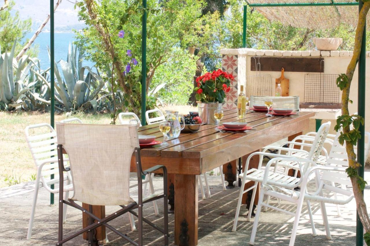 ליקסורי Villa Ostria מראה חיצוני תמונה